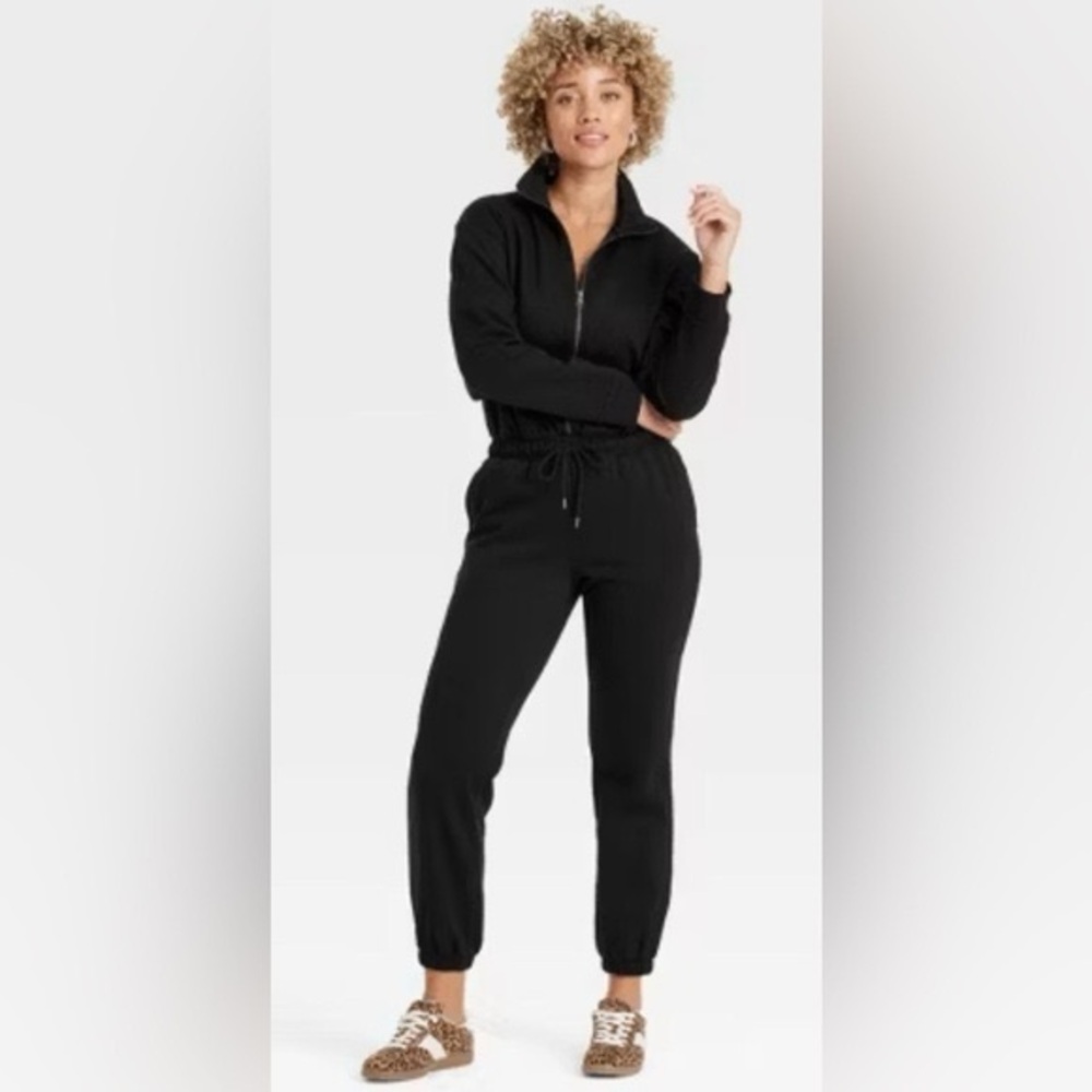 NWT Universal Thread Leisure Studio Long Sleeve Fleece Jumpsuit Size M